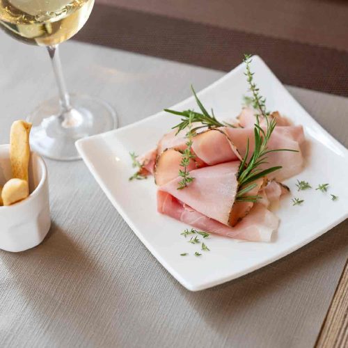 Salumi biologici e vino