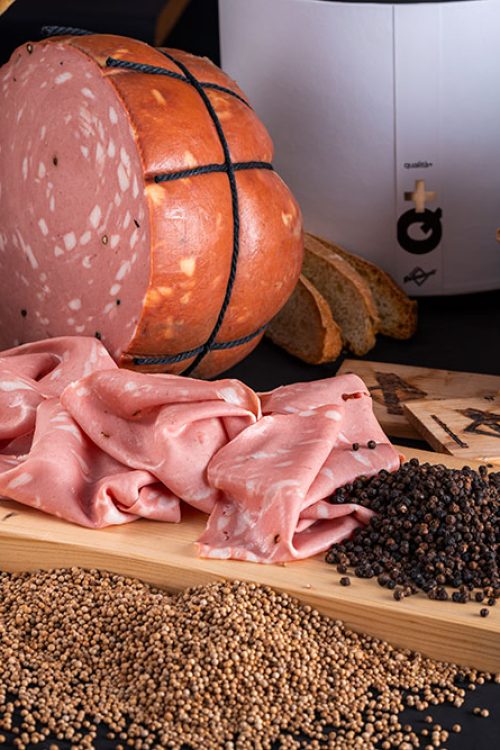 pedrazzoli-mortadella-la-mirandola-ambientata pedrazzoli-mortadella-la-mirandola-ambientata